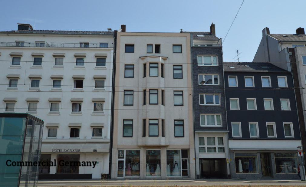 Apartments package in Düsseldorf, photo #1, listing #105180642